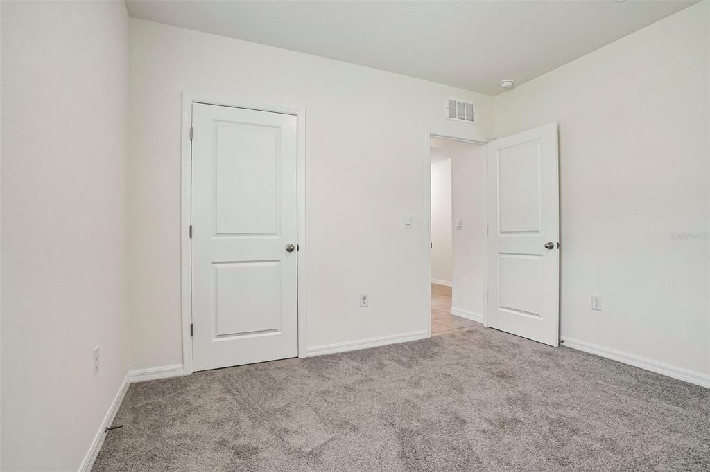 For Sale: $250,000 (3 beds, 2 baths, 1670 Square Feet)