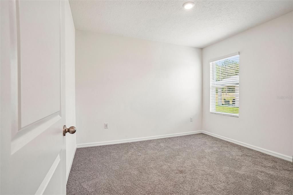 For Sale: $250,000 (3 beds, 2 baths, 1670 Square Feet)