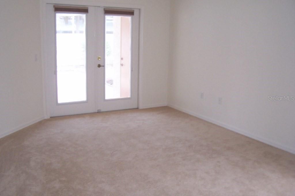 For Rent: $2,300 (3 beds, 2 baths, 1628 Square Feet)