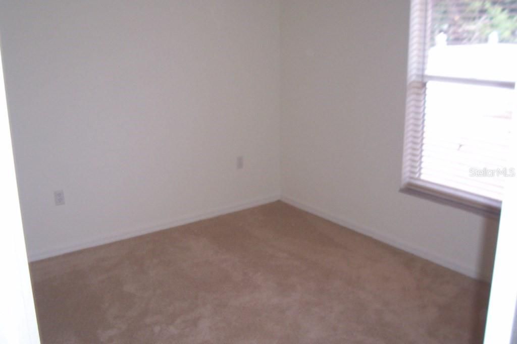 For Rent: $2,300 (3 beds, 2 baths, 1628 Square Feet)