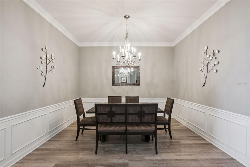 En Venta: $649,900 (3 camas, 2 baños, 2001 Pies cuadrados)