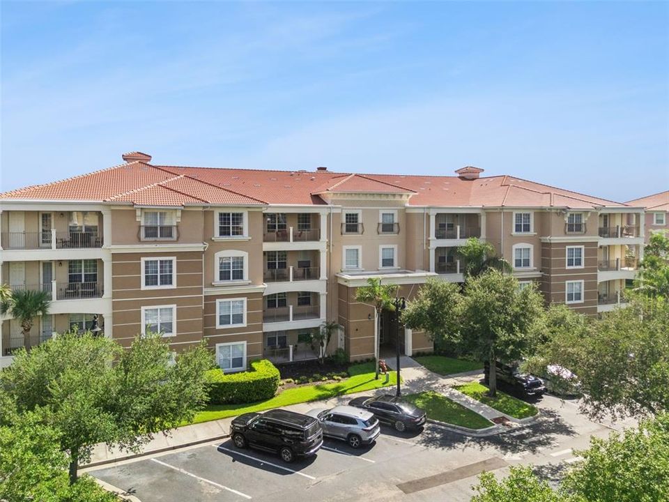 En Venta: $649,900 (3 camas, 2 baños, 2001 Pies cuadrados)