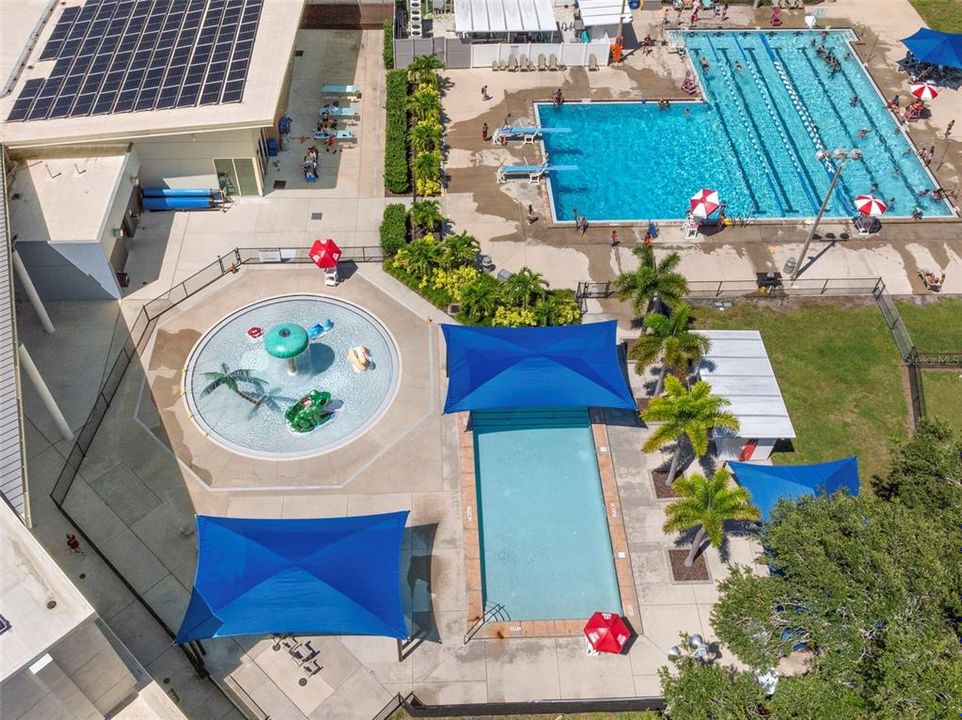 Activo con contrato: $600,000 (4 camas, 2 baños, 2102 Pies cuadrados)