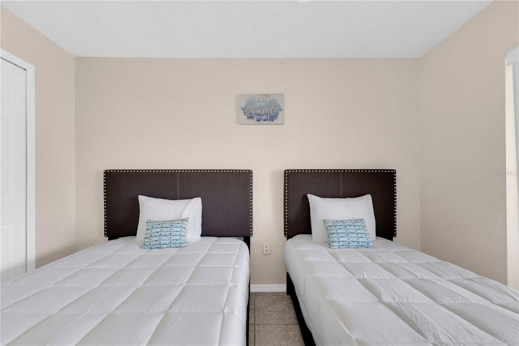 В аренду: $2,350 (3 спален, 2 ванн, 1496 Квадратных фут)