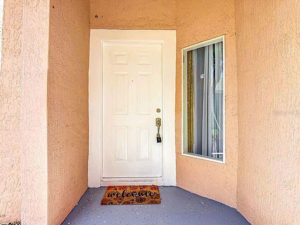 На продажу: $349,900 (3 спален, 2 ванн, 1688 Квадратных фут)