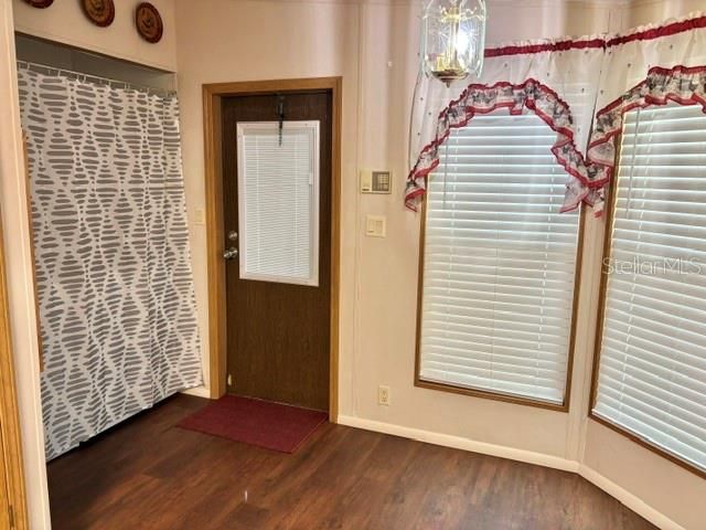 En Venta: $209,900 (2 camas, 2 baños, 1215 Pies cuadrados)
