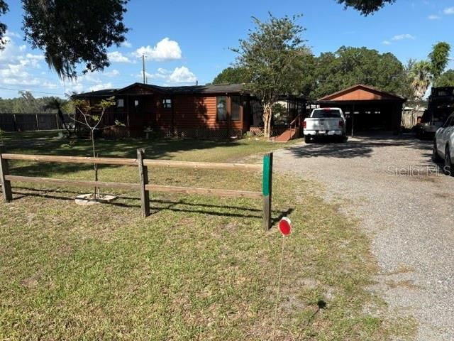 Active With Contract: $204,900 (2 beds, 2 baths, 1215 Square Feet)