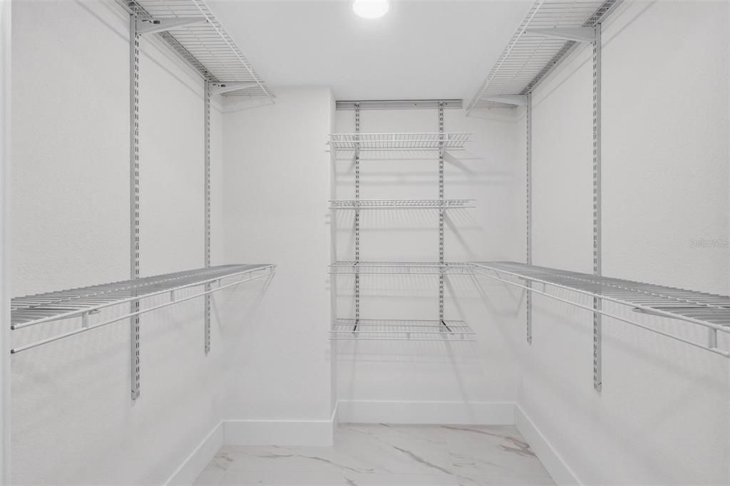 На продажу: $287,000 (1 спален, 1 ванн, 745 Квадратных фут)