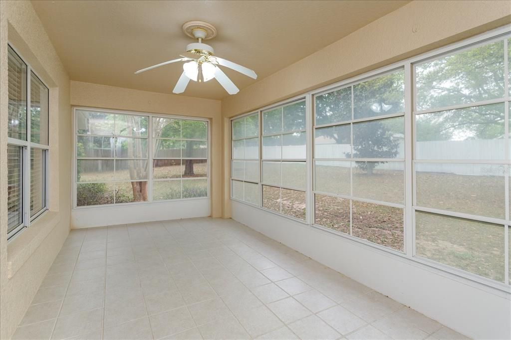 For Rent: $2,250 (3 beds, 2 baths, 1482 Square Feet)