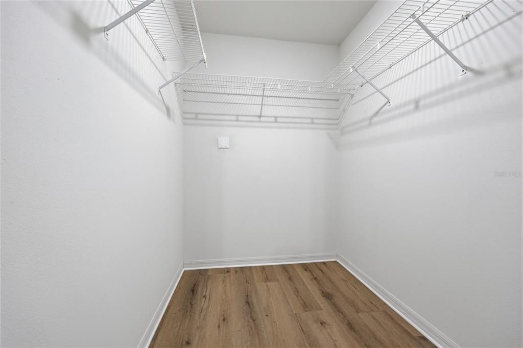 На продажу: $339,000 (3 спален, 2 ванн, 1594 Квадратных фут)