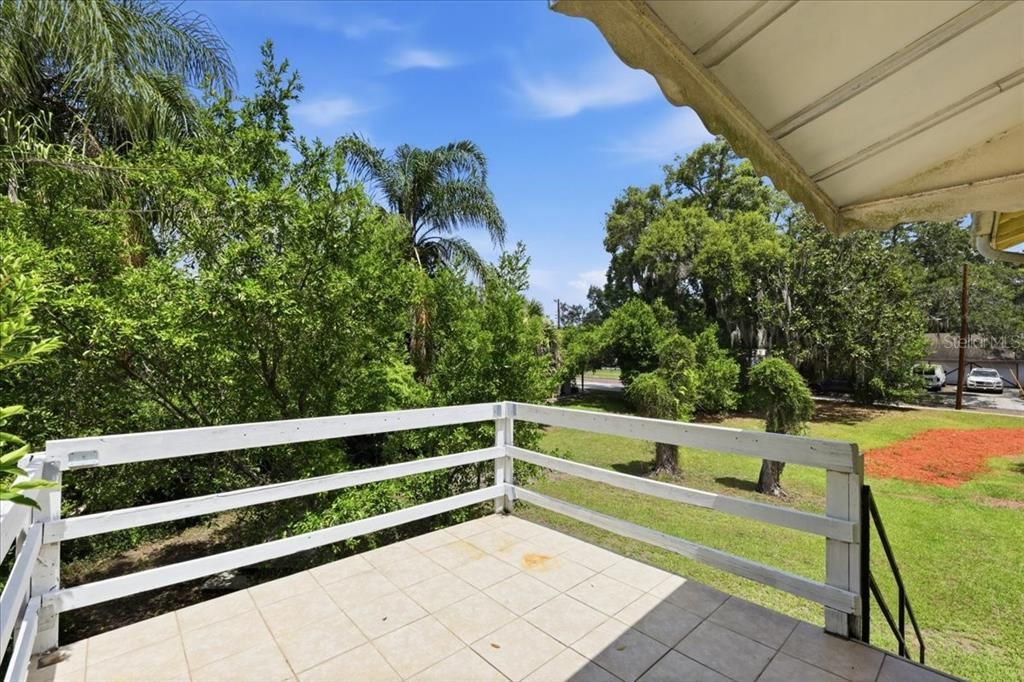 Active With Contract: $449,900 (6 beds, 5 baths, 3204 Square Feet)