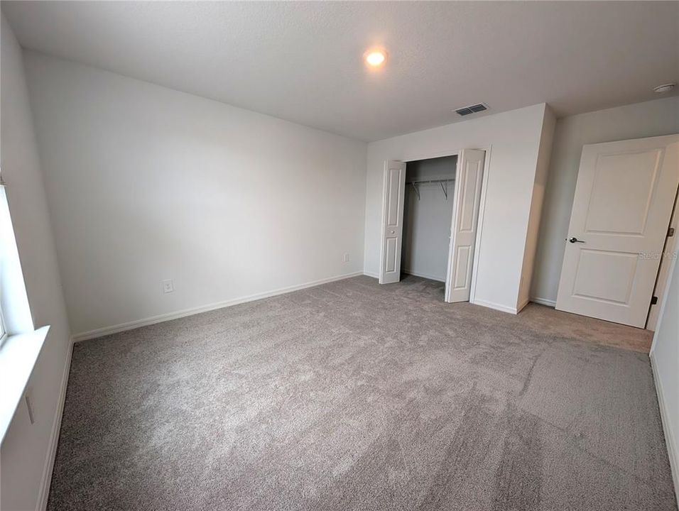 В аренду: $3,300 (5 спален, 2 ванн, 2896 Квадратных фут)