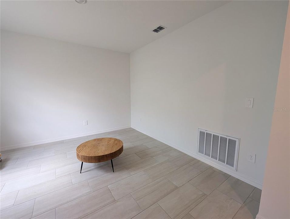 В аренду: $3,300 (5 спален, 2 ванн, 2896 Квадратных фут)