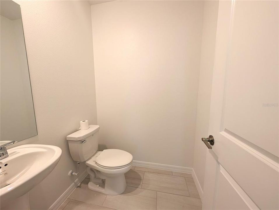 В аренду: $3,300 (5 спален, 2 ванн, 2896 Квадратных фут)