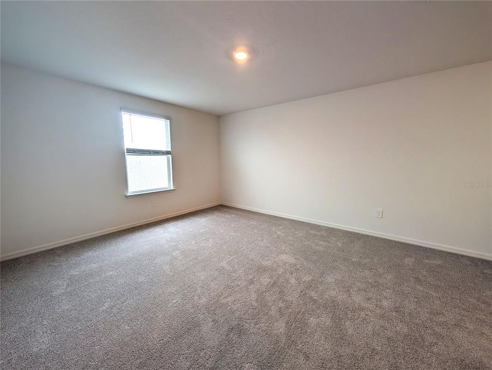 В аренду: $3,300 (5 спален, 2 ванн, 2896 Квадратных фут)