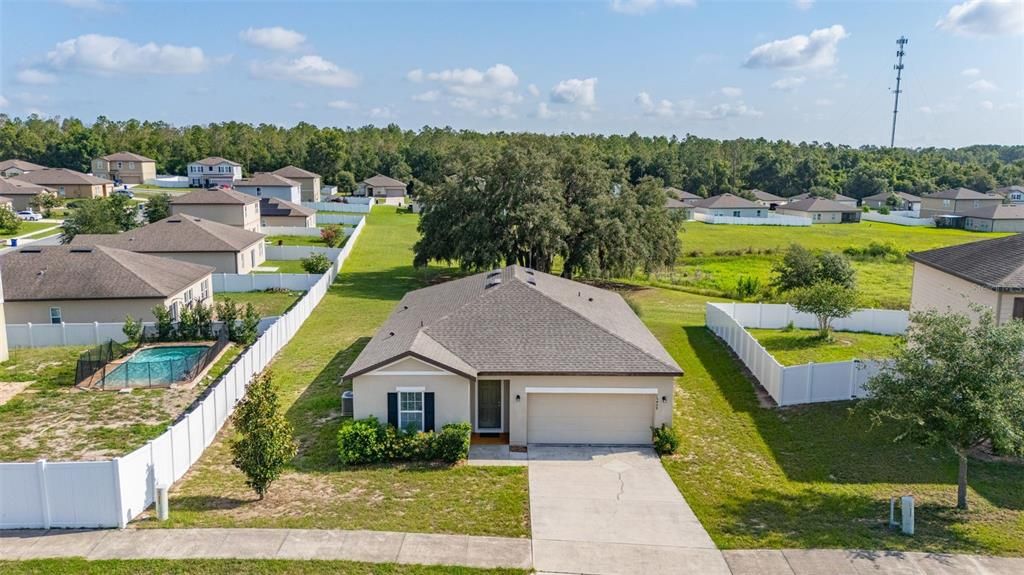 На продажу: $334,900 (3 спален, 2 ванн, 1675 Квадратных фут)