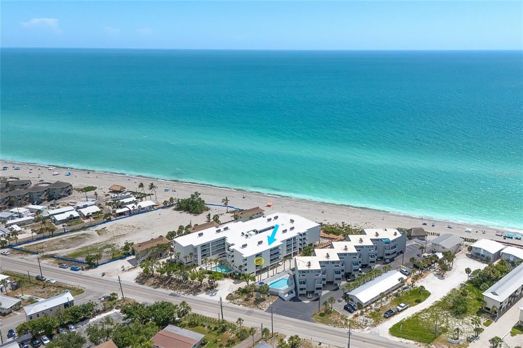 For Sale: $575,000 (2 beds, 2 baths, 1237 Square Feet)