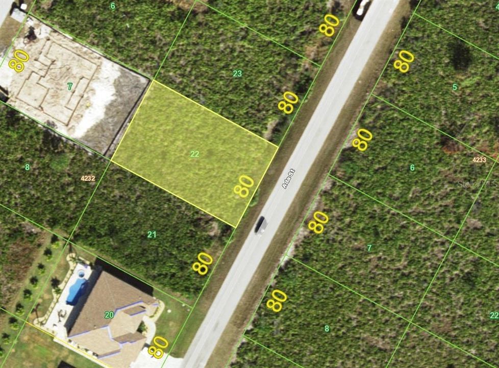 En Venta: $30,000 (0.23 acres)