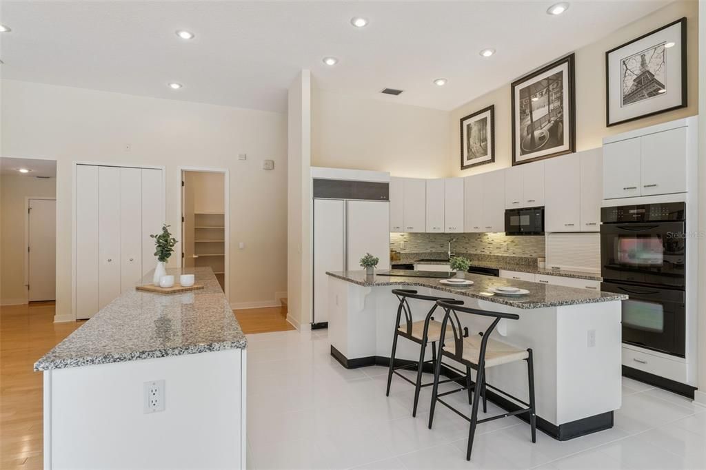 En Venta: $1,490,000 (4 camas, 3 baños, 5636 Pies cuadrados)