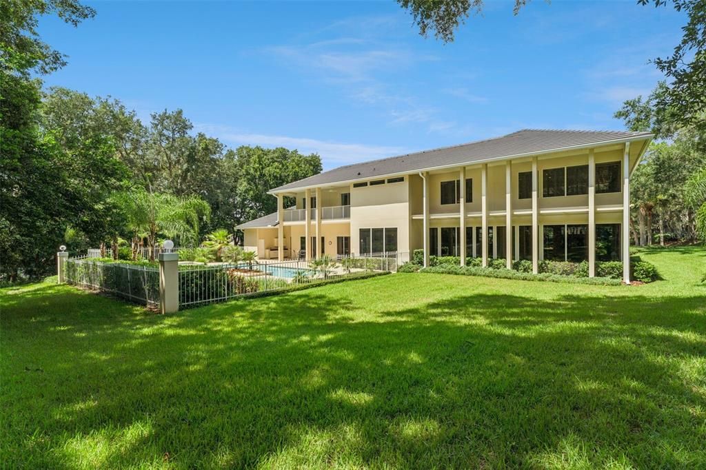 En Venta: $1,490,000 (4 camas, 3 baños, 5636 Pies cuadrados)
