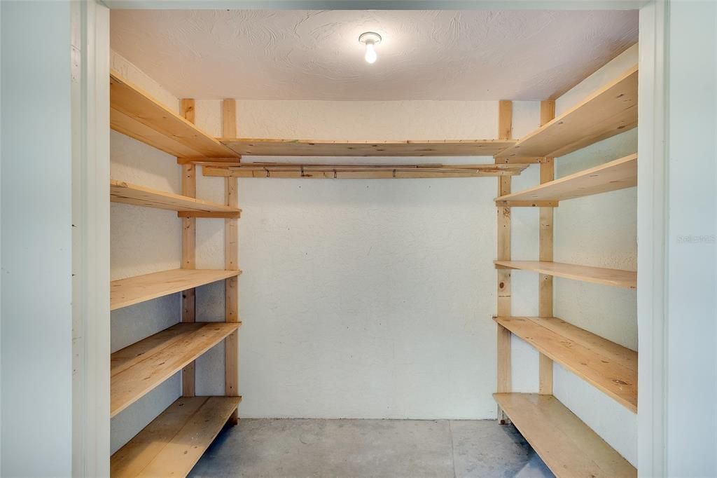 На продажу: $179,900 (2 спален, 2 ванн, 1408 Квадратных фут)