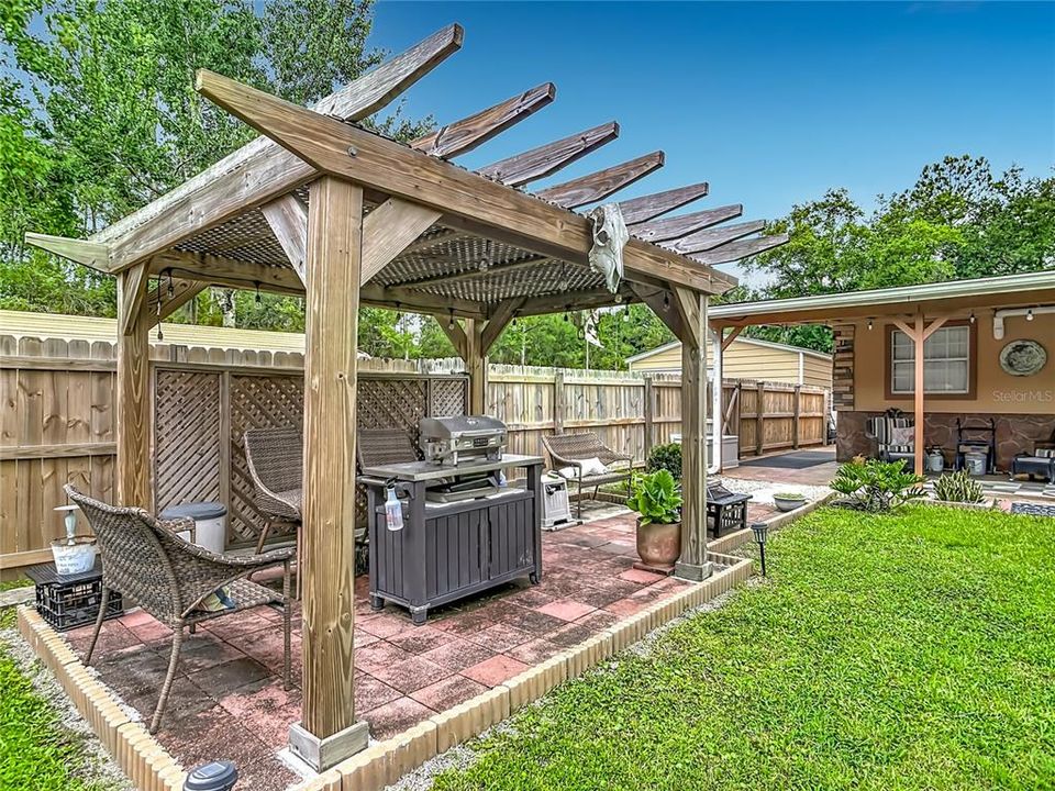 En Venta: $350,000 (4 camas, 3 baños, 2356 Pies cuadrados)