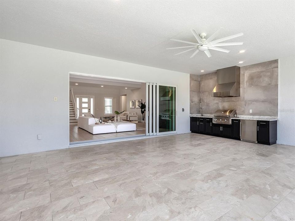 En Venta: $2,199,000 (4 camas, 5 baños, 4803 Pies cuadrados)