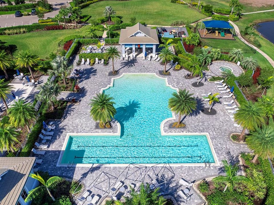 En Venta: $2,199,000 (4 camas, 5 baños, 4803 Pies cuadrados)