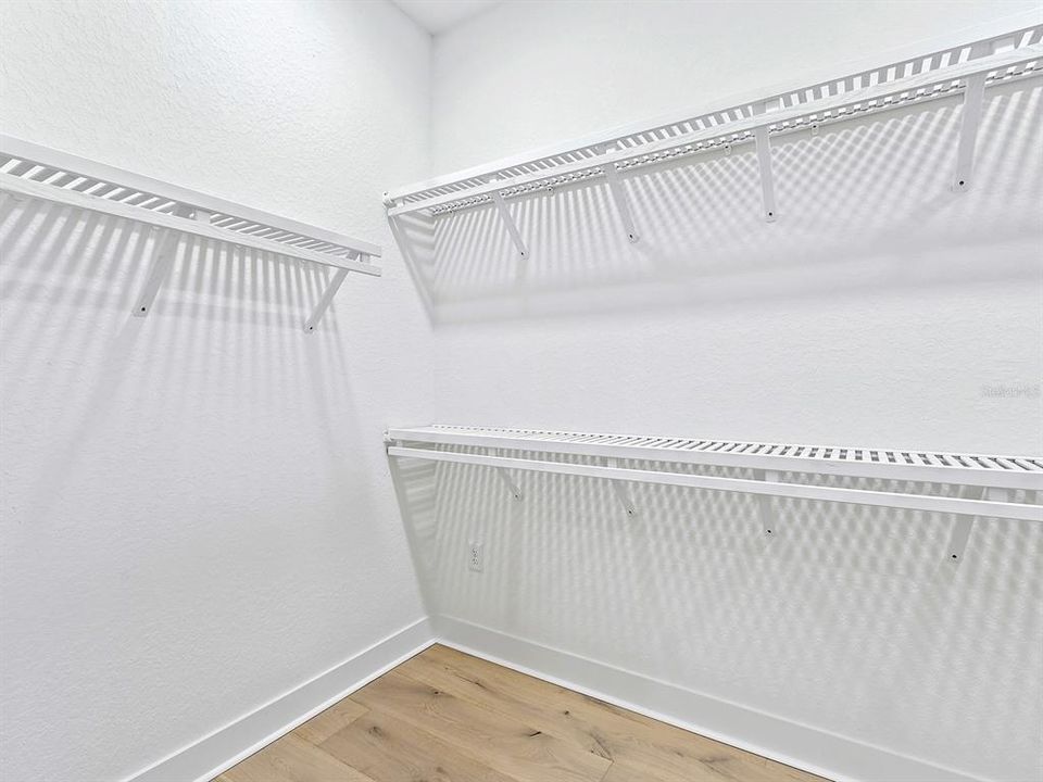 En Venta: $2,199,000 (4 camas, 5 baños, 4803 Pies cuadrados)