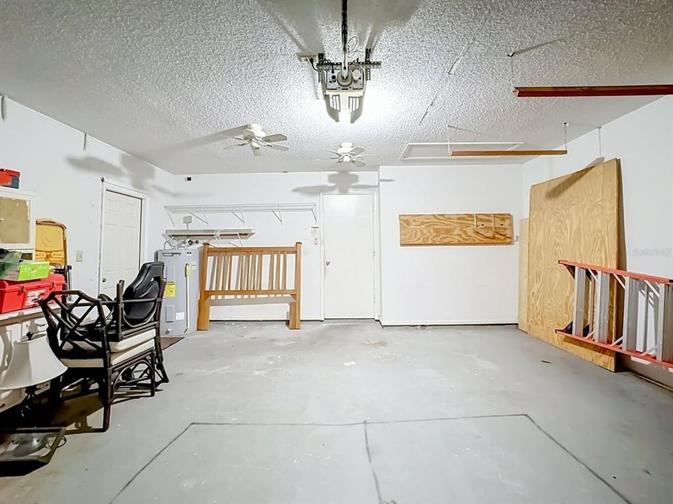 На продажу: $329,000 (4 спален, 2 ванн, 1616 Квадратных фут)