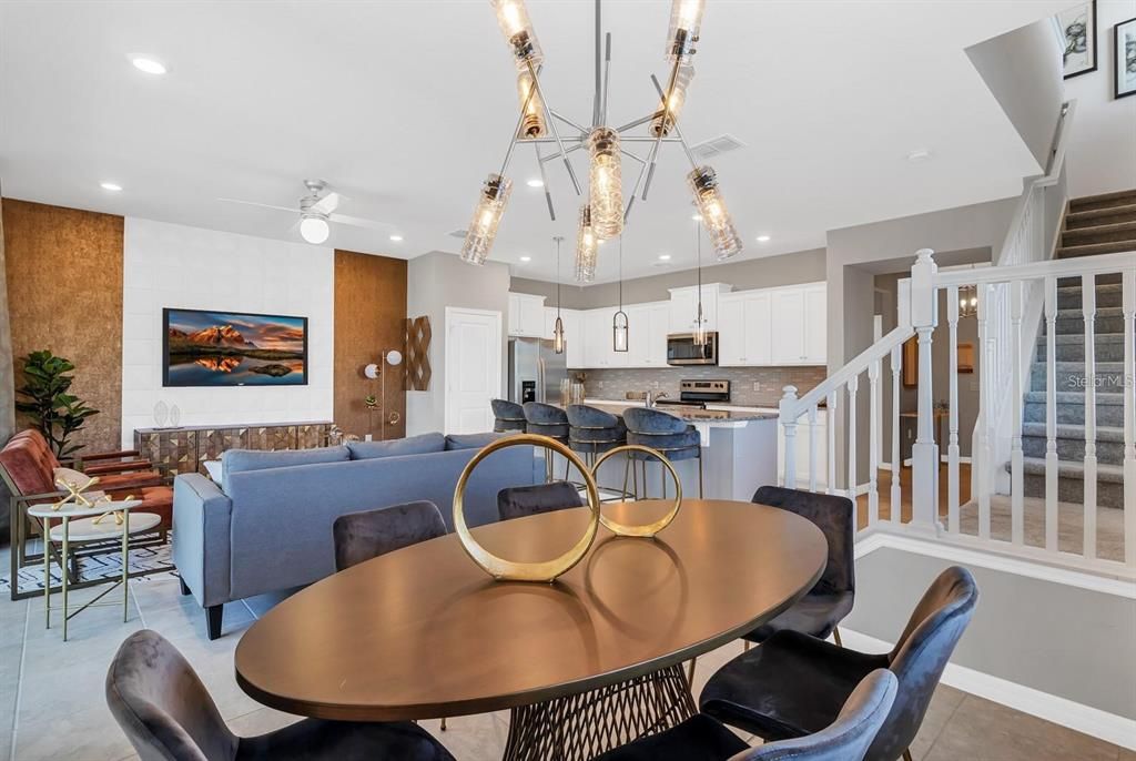 For Sale: $585,000 (5 beds, 4 baths, 2283 Square Feet)