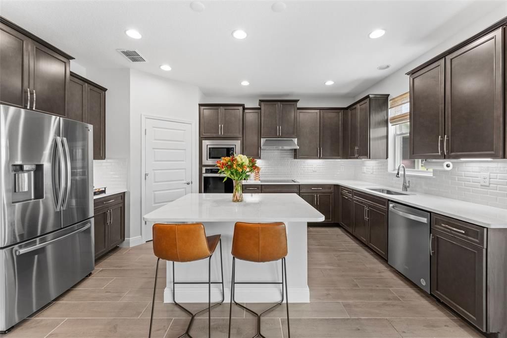 En Venta: $780,000 (5 camas, 4 baños, 2840 Pies cuadrados)