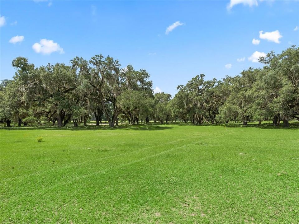 待售: $114,519 (0.65 acres)