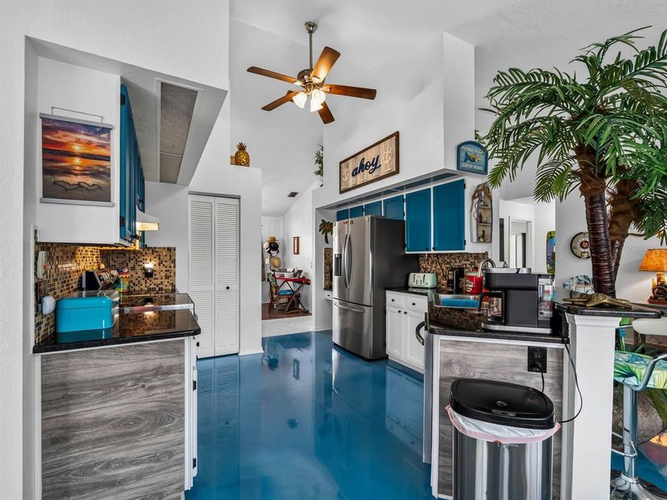 En Venta: $419,000 (3 camas, 2 baños, 1765 Pies cuadrados)