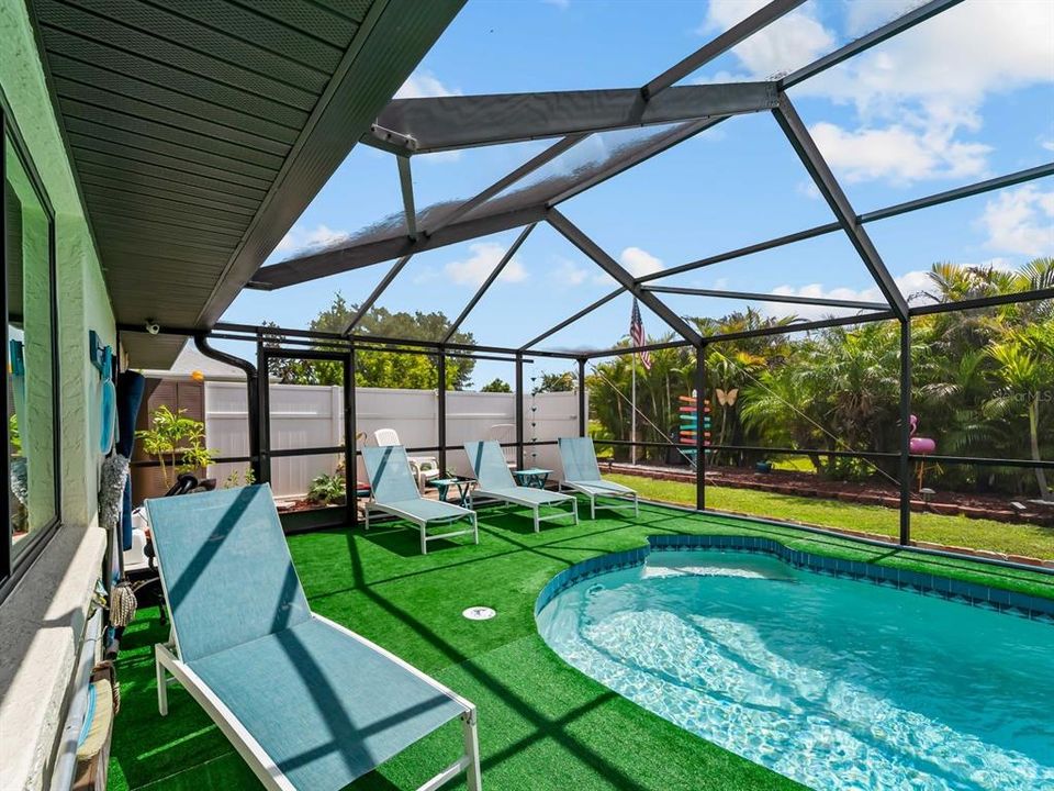 En Venta: $419,000 (3 camas, 2 baños, 1765 Pies cuadrados)