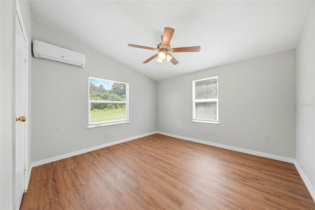 En Venta: $299,997 (4 camas, 2 baños, 2128 Pies cuadrados)