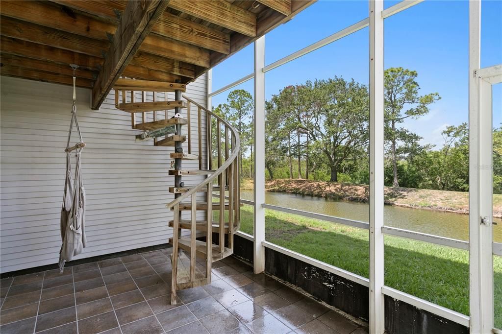 For Sale: $399,000 (3 beds, 4 baths, 1998 Square Feet)