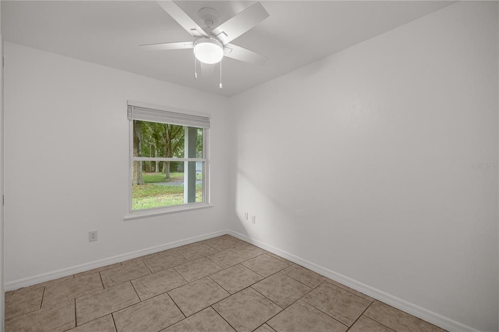 Activo con contrato: $244,500 (3 camas, 2 baños, 1072 Pies cuadrados)