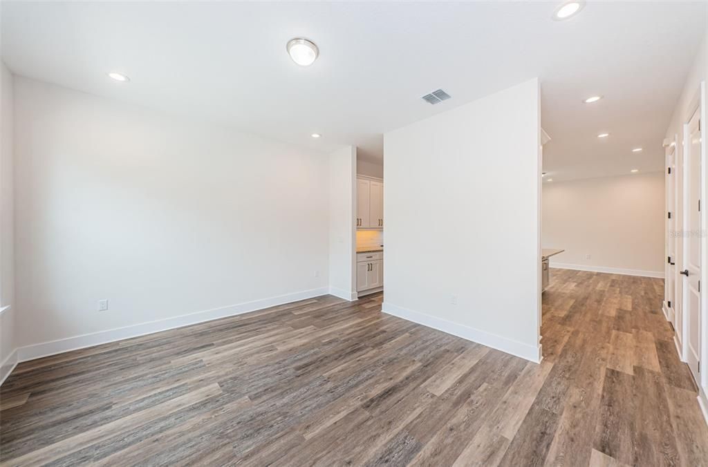 En Venta: $450,000 (3 camas, 2 baños, 1835 Pies cuadrados)