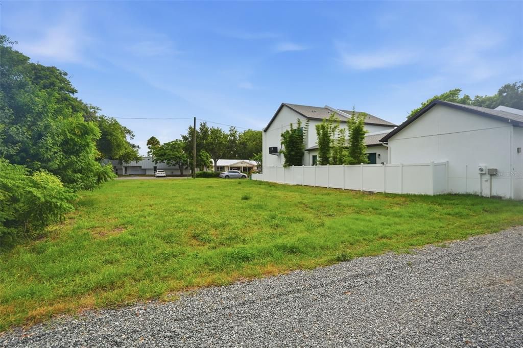 На продажу: $450,000 (3 спален, 2 ванн, 1835 Квадратных фут)