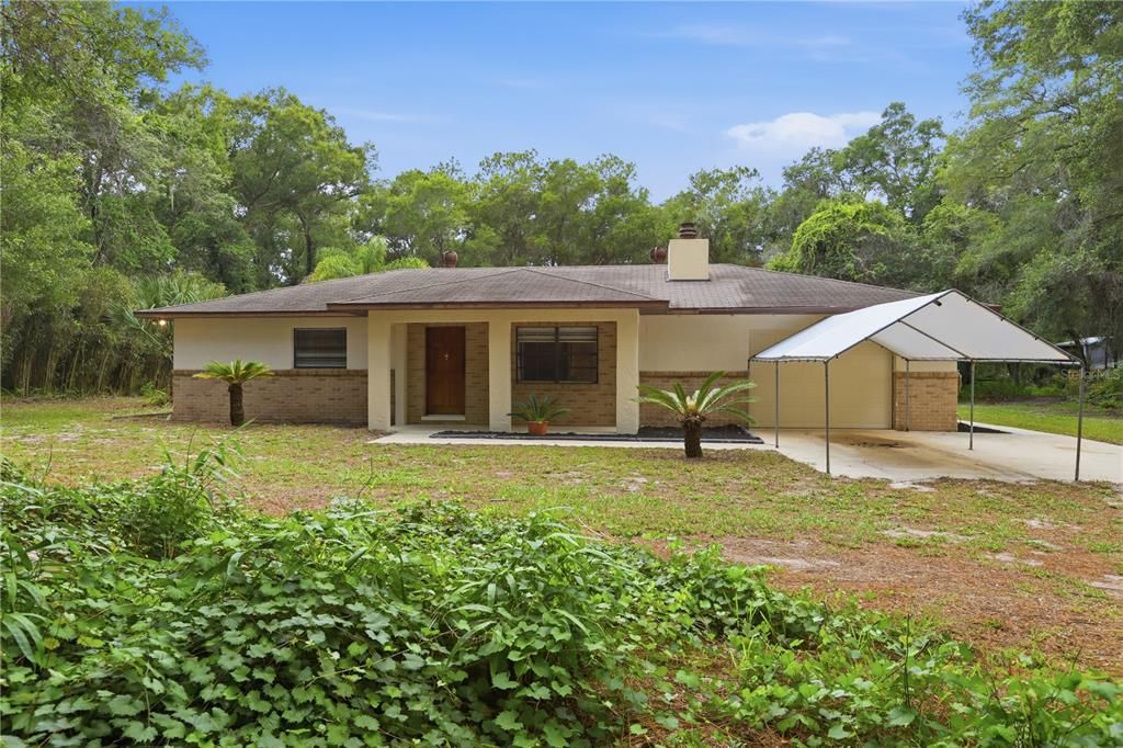 Activo con contrato: $429,900 (3 camas, 2 baños, 1402 Pies cuadrados)