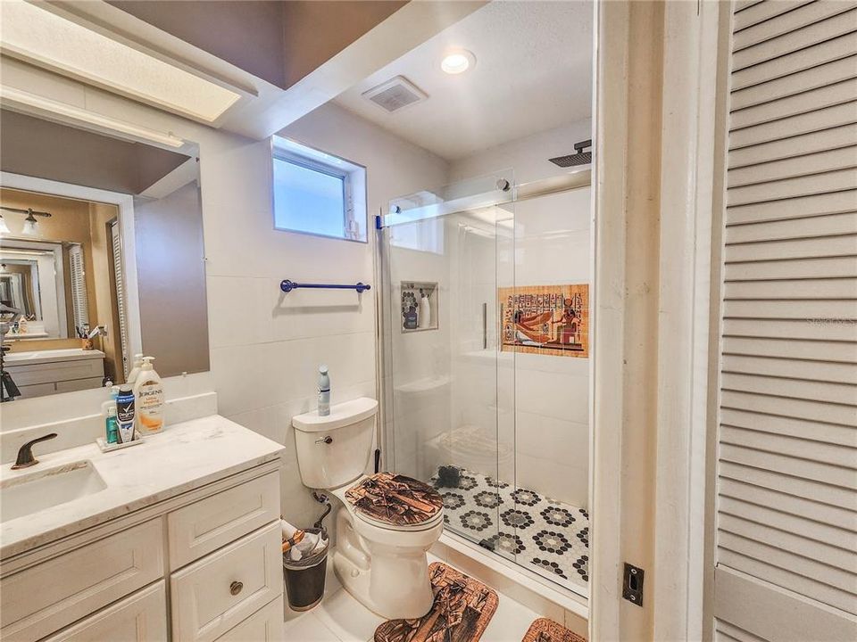 В аренду: $4,995 (3 спален, 2 ванн, 1855 Квадратных фут)