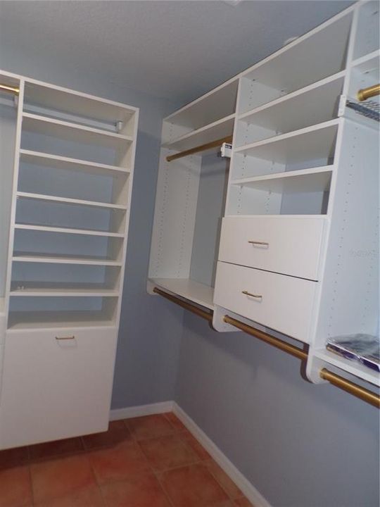 В аренду: $2,400 (3 спален, 2 ванн, 1698 Квадратных фут)