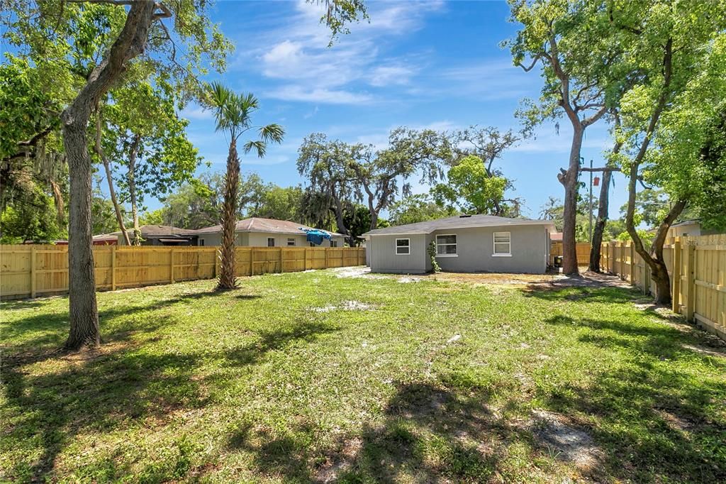 На продажу: $339,900 (3 спален, 2 ванн, 1028 Квадратных фут)