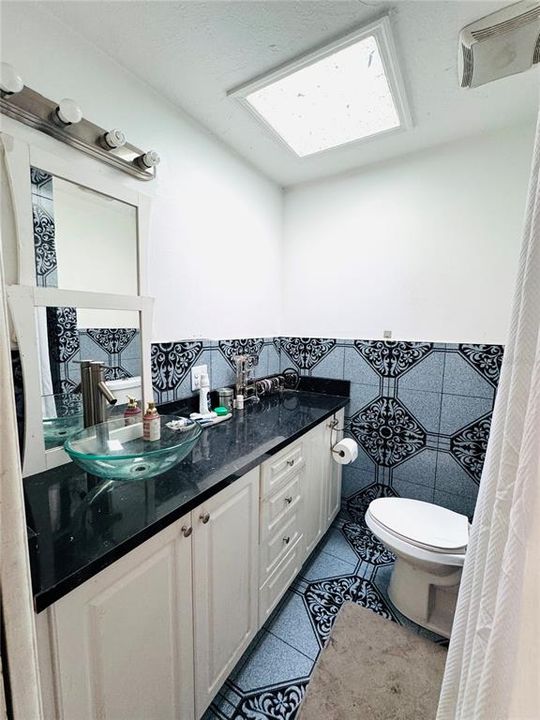 For Sale: $350,000 (4 beds, 2 baths, 2188 Square Feet)