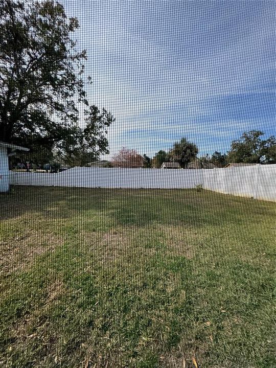 For Sale: $350,000 (4 beds, 2 baths, 2188 Square Feet)