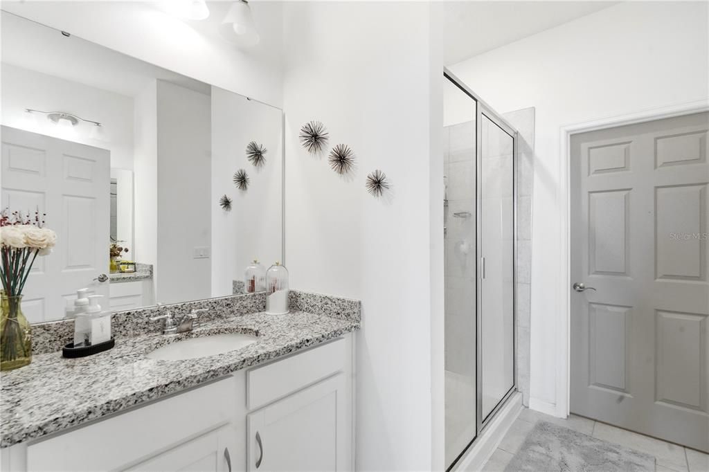 For Sale: $399,990 (4 beds, 2 baths, 1833 Square Feet)