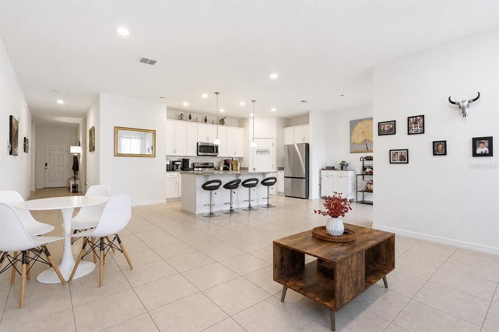 For Sale: $399,990 (4 beds, 2 baths, 1833 Square Feet)