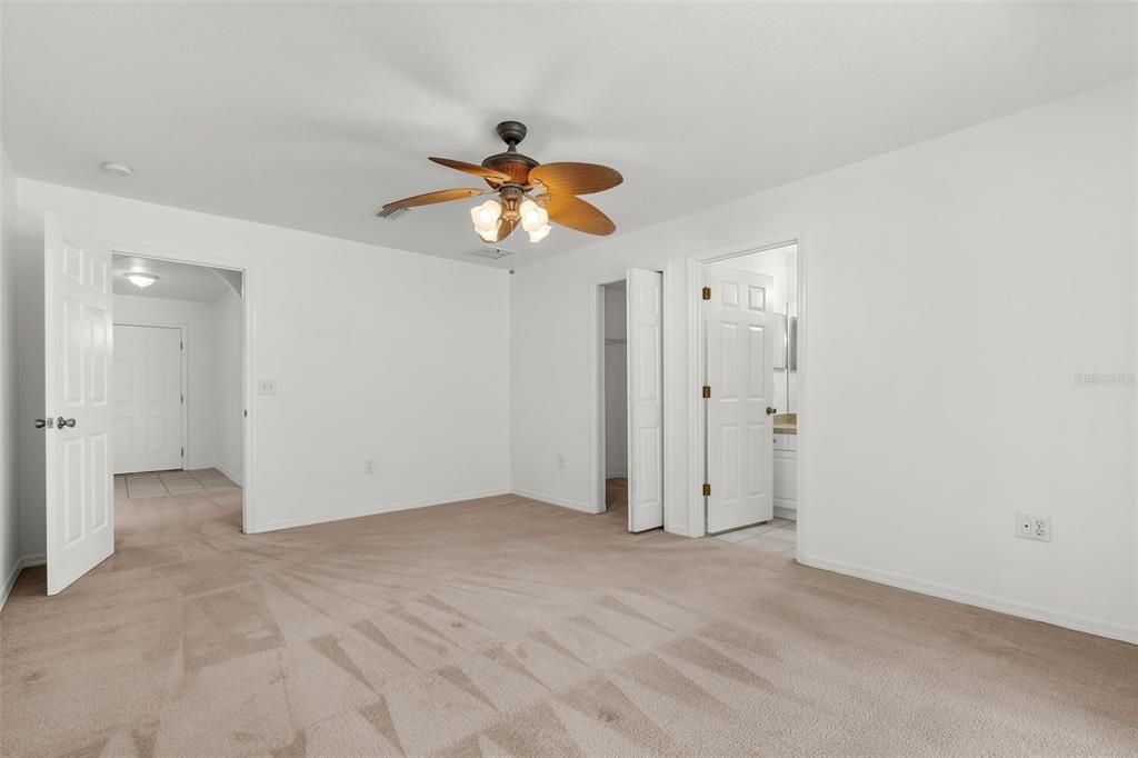 For Sale: $199,000 (2 beds, 2 baths, 1272 Square Feet)