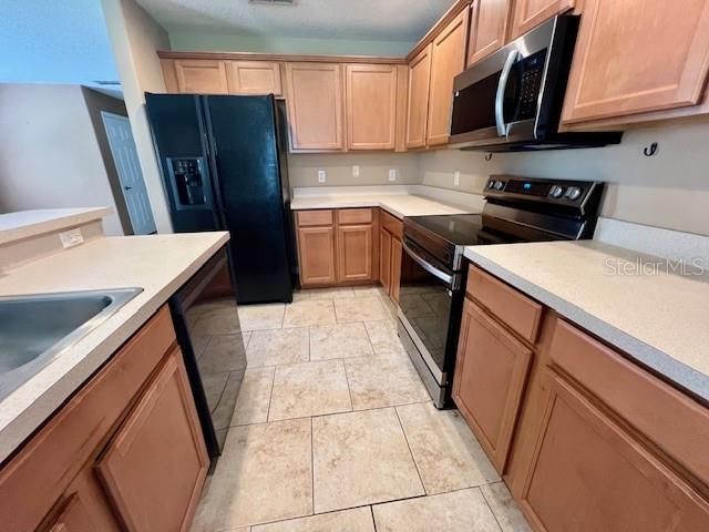 En Renta: $2,450 (3 camas, 2 baños, 1828 Pies cuadrados)